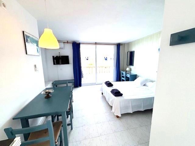Apartamentos Can Marsalet Porto Colom Exterior foto