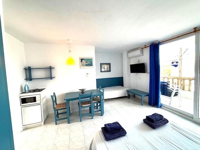 Apartamentos Can Marsalet Porto Colom Exterior foto