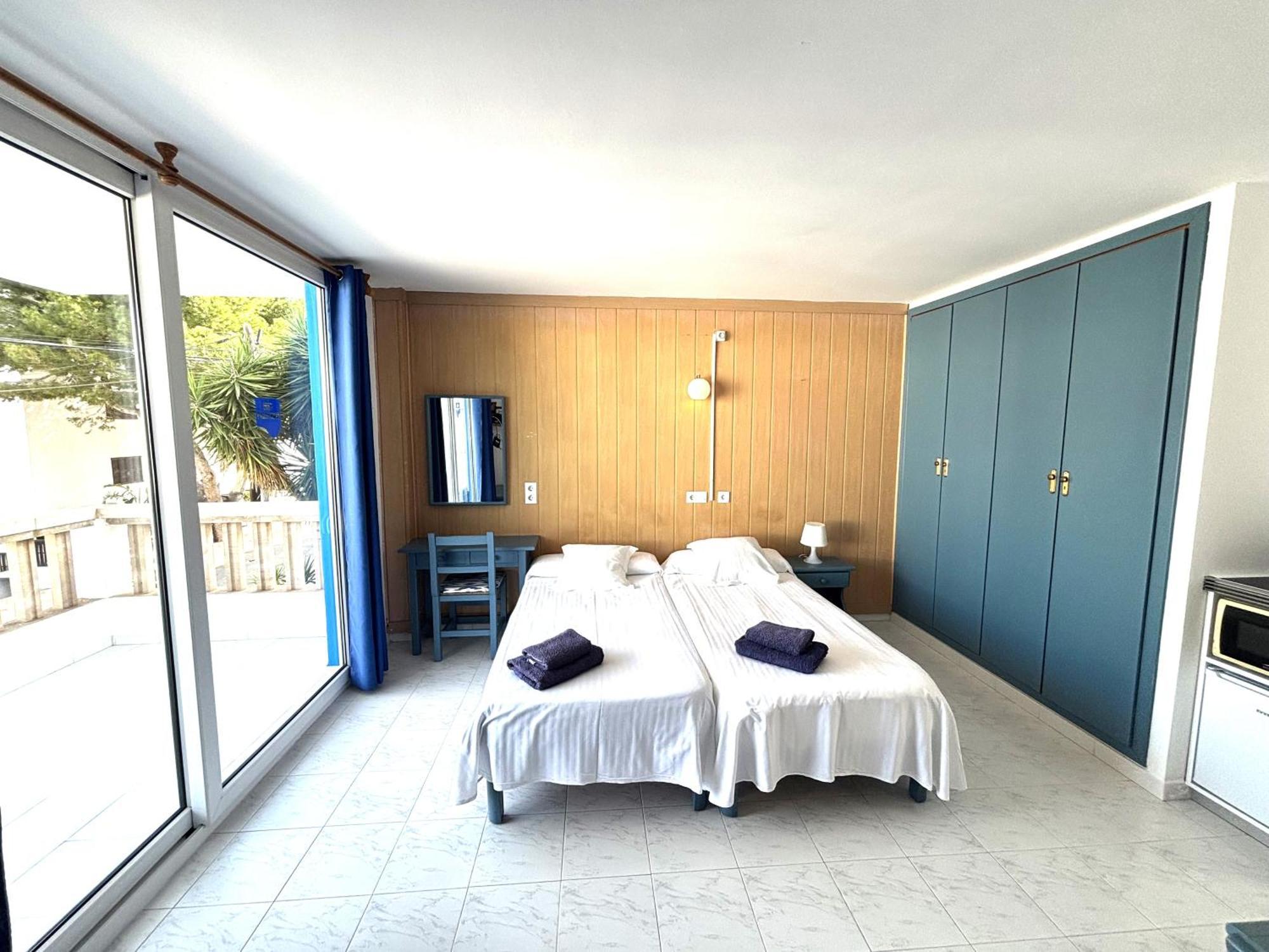 Apartamentos Can Marsalet Porto Colom Exterior foto